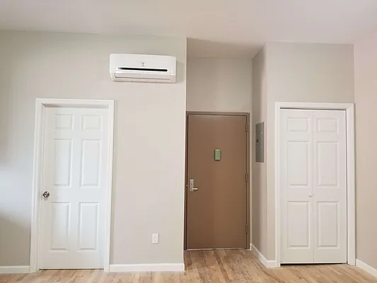 Rented by Paragon Real Estate Corporation | media 11