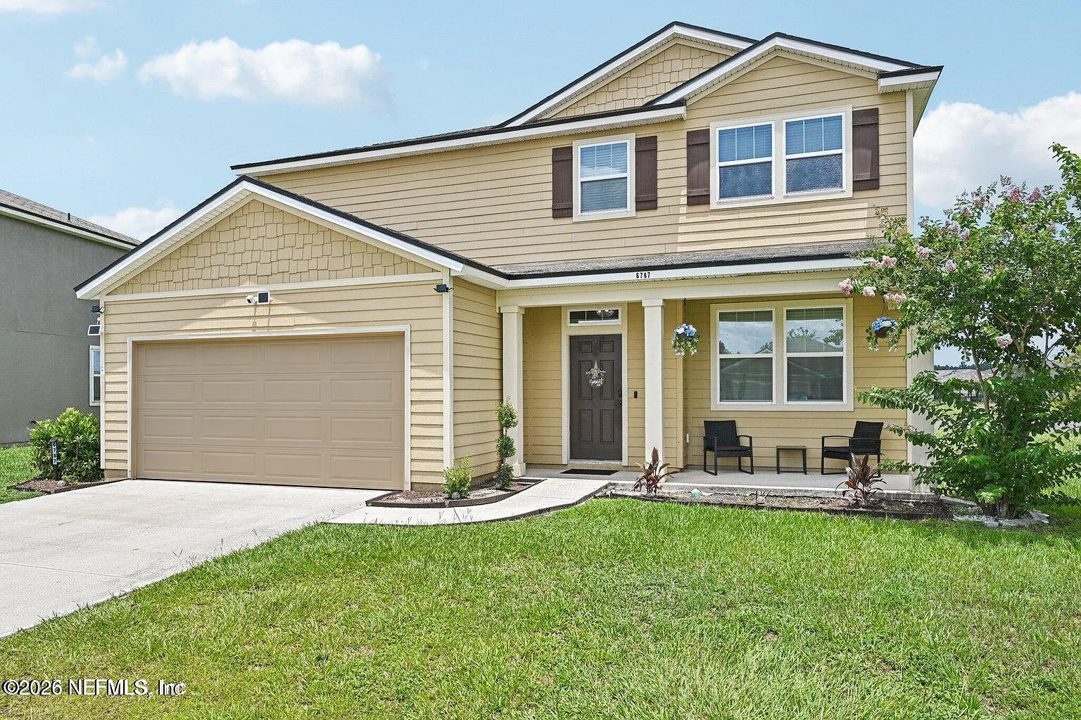 5 bed, 2.5 bath, 2724 sqft, $3,600 — Photo 1