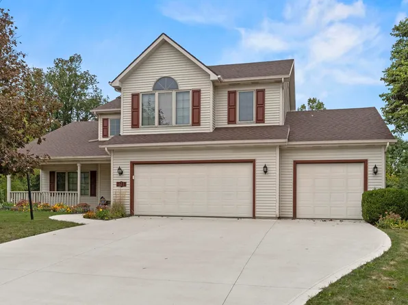 2203 Bluewater Trl, Fort Wayne, IN 46804