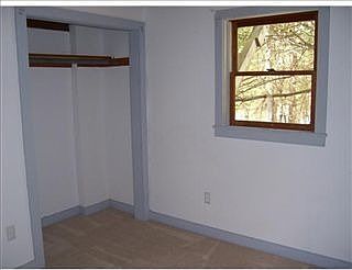 4th image of 181 Onamor Dr