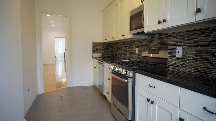 Rented by Nooklyn NYC LLC | media 14
