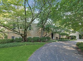 1373 Westmoor Trl, Winnetka, IL 60093