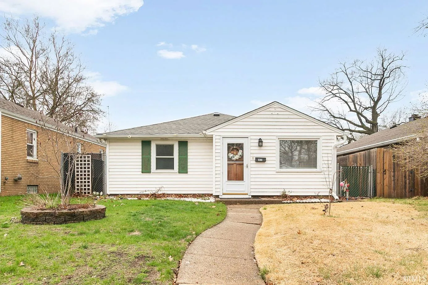 2205 Parkview Pl photo 1