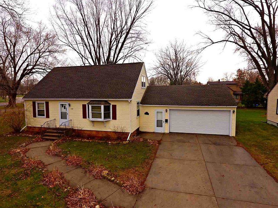 1st image of 1770 Riverview Dr