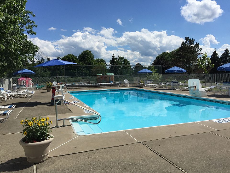 Neighborhood pool