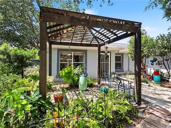 3918 Luverne ST, FORT MYERS, FL 33901