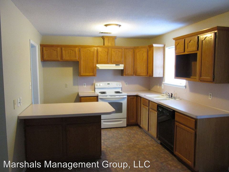 2nd image of 2201 Granite Cir