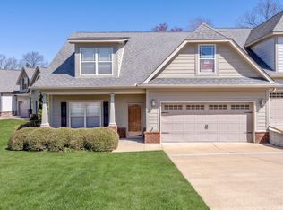 201 Lake Villa Ct, Dickson, TN 37055