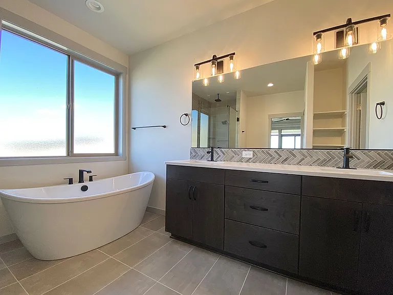 6033 W 30th Ave — Photo 19