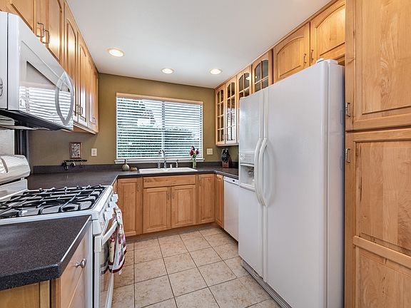 4th image of 13056 E Mesa Verde Dr