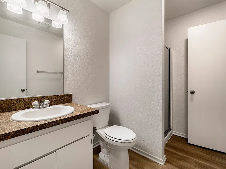 Amanda Place Apartments — Photo 76