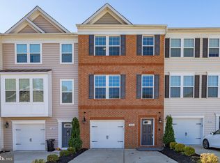 318 Tree Line Dr, Fredericksburg, VA 22405