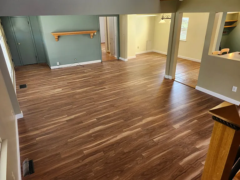 7050 Caroline Ave — Photo 23