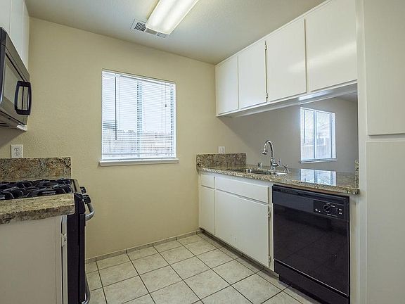 5th image of 6037 Arcaro Dr