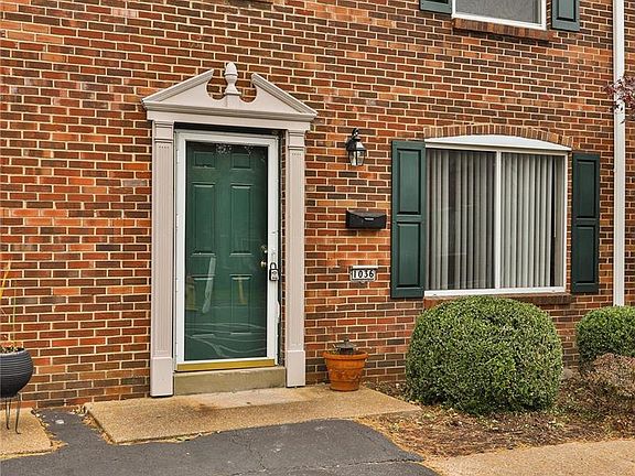 2nd image of 1036 Lacouer Dr #1036