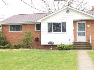 110 S Alice Ave, Rochester, MI 48307