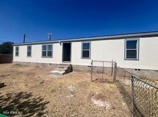 404 E Apache St, Huachuca City, AZ 85616