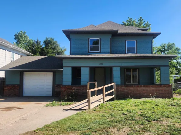 1225 E 11th Ave, Hutchinson, KS 67501