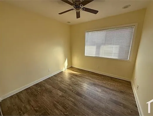 3205 Bartdon Ave — Photo 9