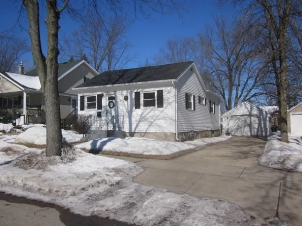 269 E Moore St, Berlin, WI 54923