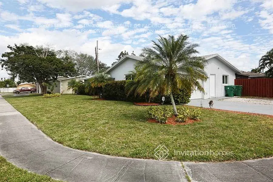 4904 SW 90th Ave Cooper City, FL 33328 — Photo 2