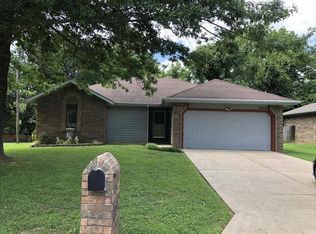 959 S Alex Ave, Springfield, MO 65802