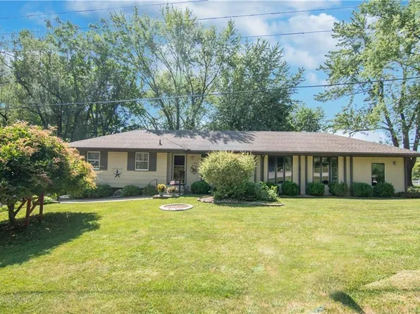 19007 E 9th St S, Independence, MO 64056