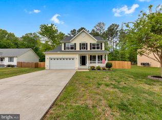 207 Azalea Rd, Colonial Beach, VA 22443