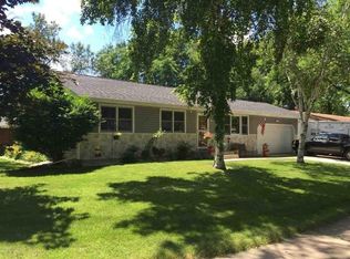 4613 Hamlet Pl, Madison, WI 53714