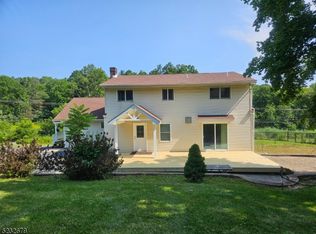 26 Russling Rd, Hackettstown, NJ 07840