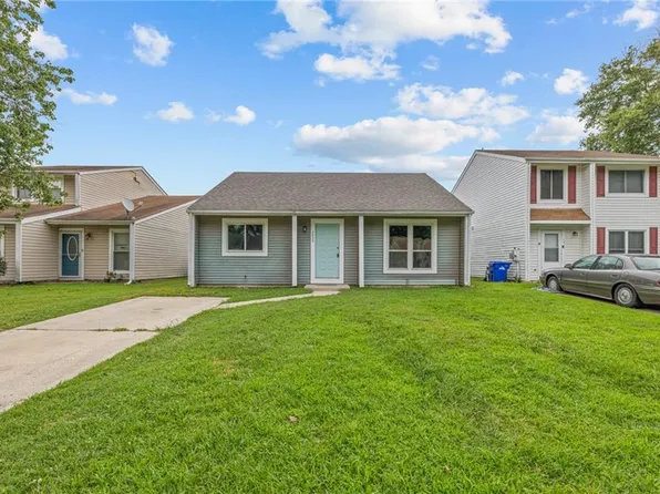 3825 Stateflower Ct, Portsmouth, VA 23703