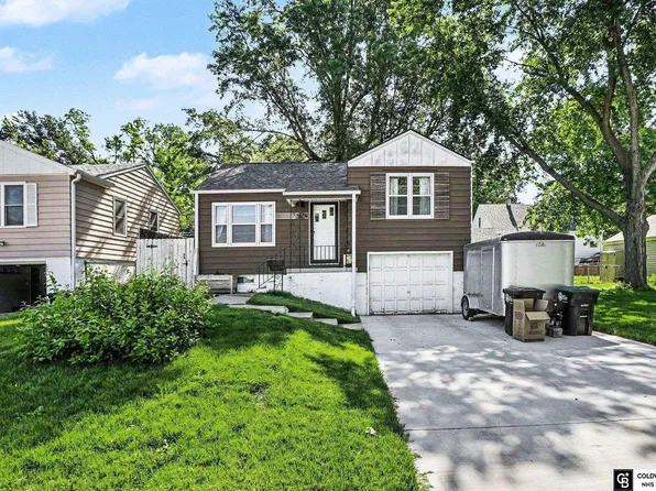 2809 N 69th St, Omaha, NE 68104