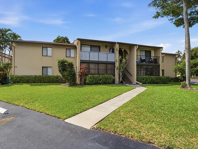 518 Shady Pine Way #B2 — Photo 21