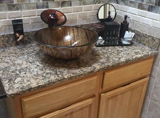 5753 Nassau Rd, Philadelphia, PA 19131