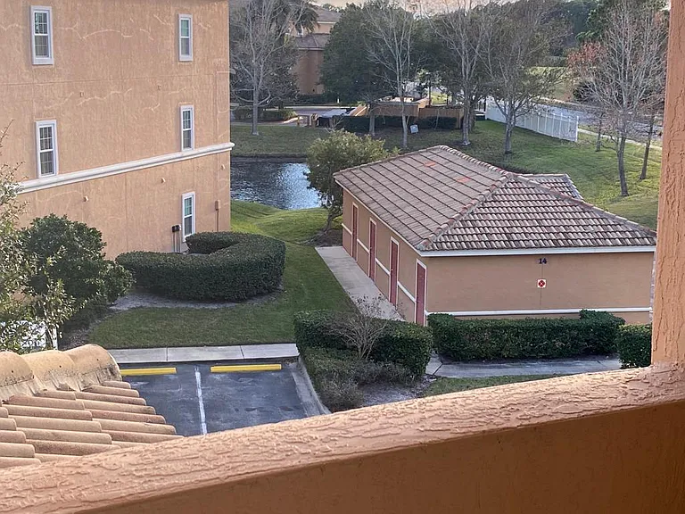 615 Fairway Dr #307 — Photo 15