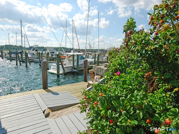 4 Northwest Street #B-2, Stonington, CT 06378