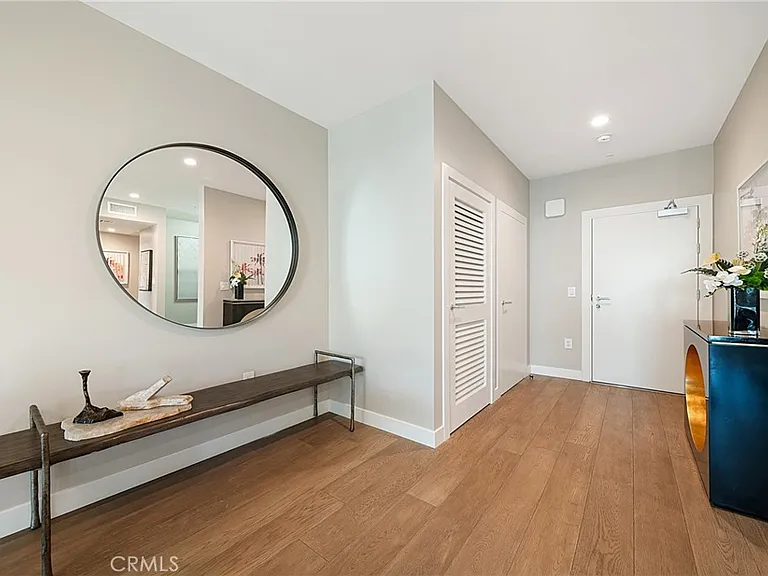 39 S Los Robles Ave #6010 — Photo 4
