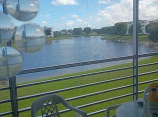 2035 Guildford Dr #B, Boca Raton, FL 33434