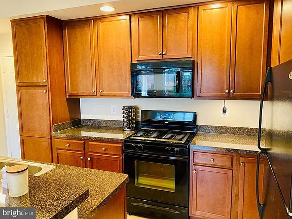 5th image of 1842-1842 Monocacy View Cir #A