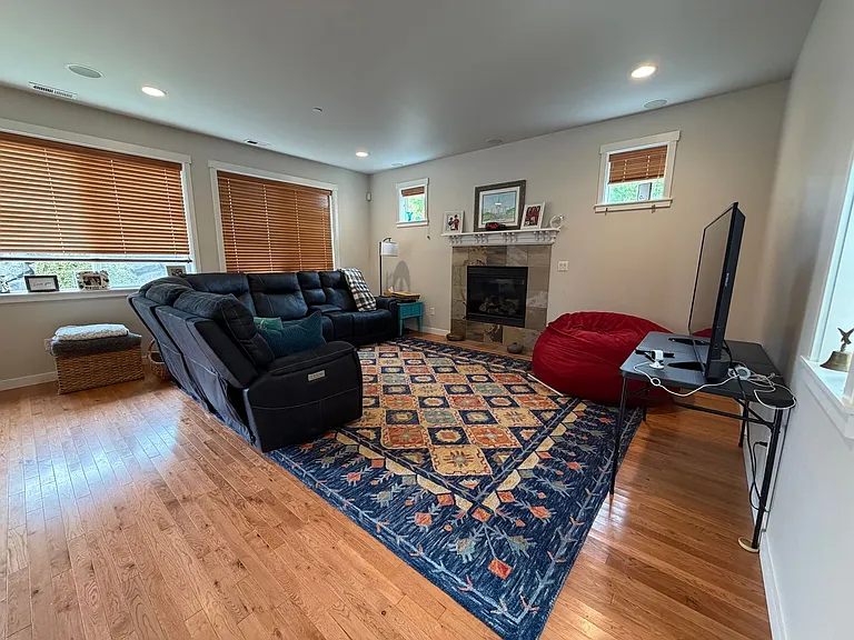 1874 Miller Dr — Photo 6