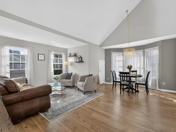 8 OAK KNOLL LANE, Bedminster Twp., NJ 07921