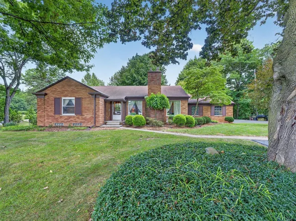 30030 Westgate Rd, Farmington Hills, MI 48334