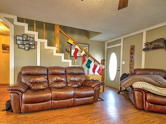 5th image of 2436 County Road 4004