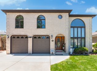 1022 N Clifton Ave, Park Ridge, IL 60068