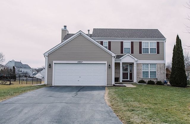 1st image of 2937 Deerpath Ct