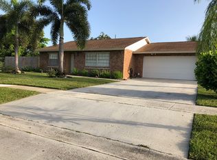 6533 Ramblewood Cir, Greenacres, FL 33467