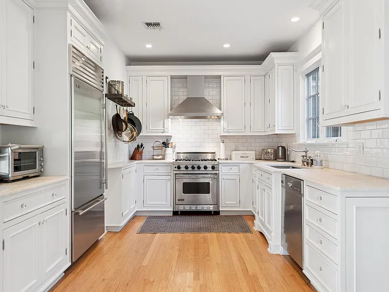 31 Ocean View Ave — Photo 6