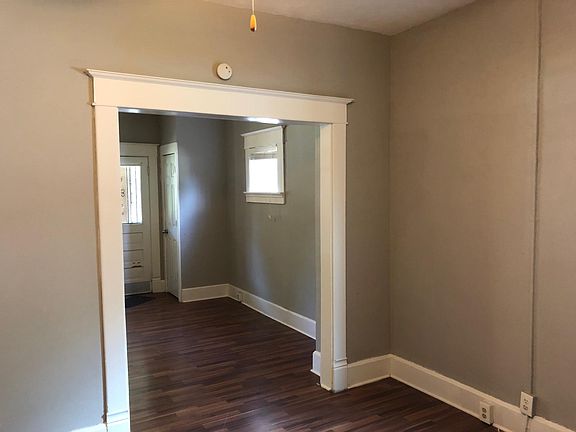 2nd image of 1227 N Oxford St