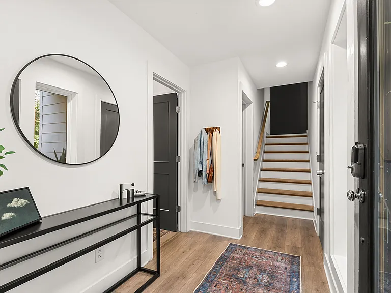 629 W Iris Dr #5 — Photo 16