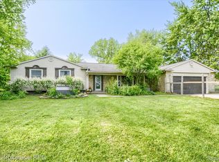 11305 Cook Rd, Gaines, MI 48436